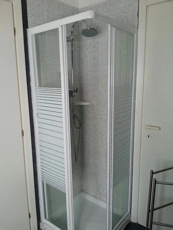 B&B Pisa Airport House Bed & Breakfast